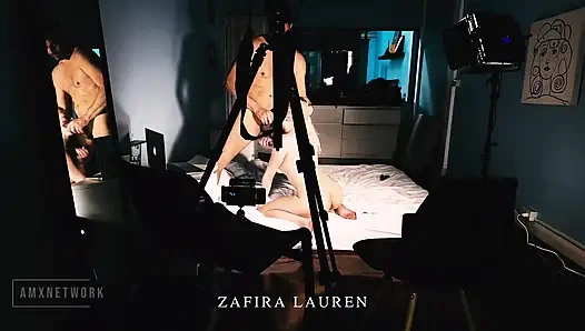 Faphouse modeli Zafira Lauren ile kamera arkası