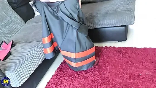 Blonde Mature Lady Michelle Satisfies Her Own Sexual Needs with Her Favorite Toy!
