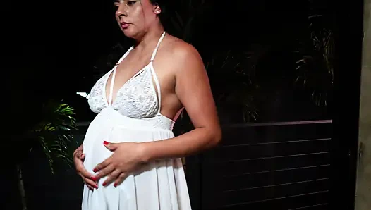 I Find That I Can Control and Fuck My Pregnant Wife with a Simple Remote Control