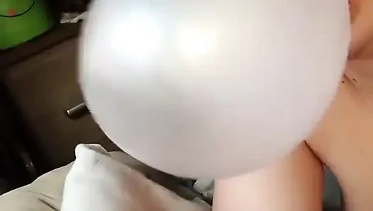 Bubblegum Messy Facing Nude in Bed - Bunny Looner