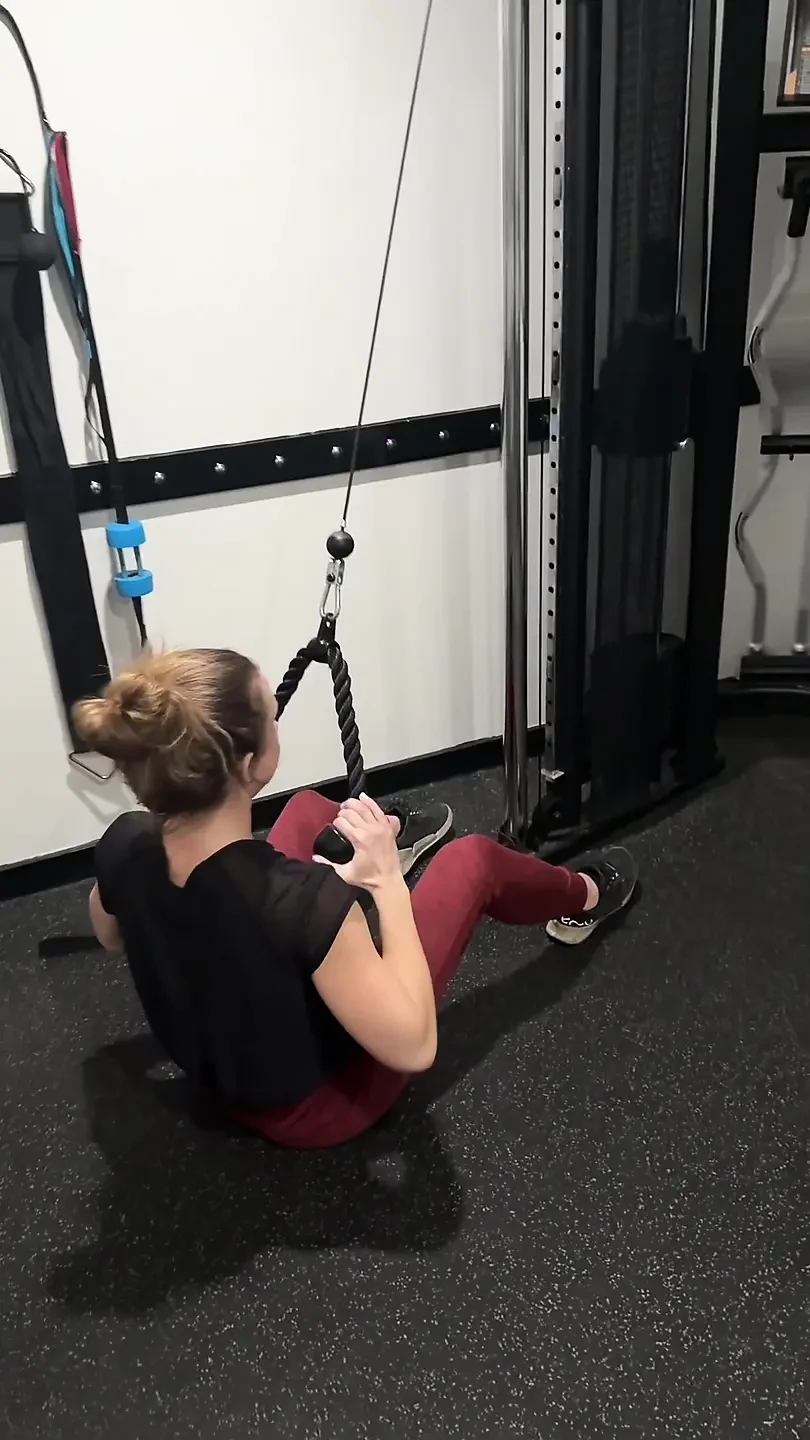 Quick Sneaky Gym Fuck! BBC Works Out Slutty MILF