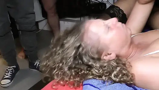 Муженек должен снять на видео: Куколд 135