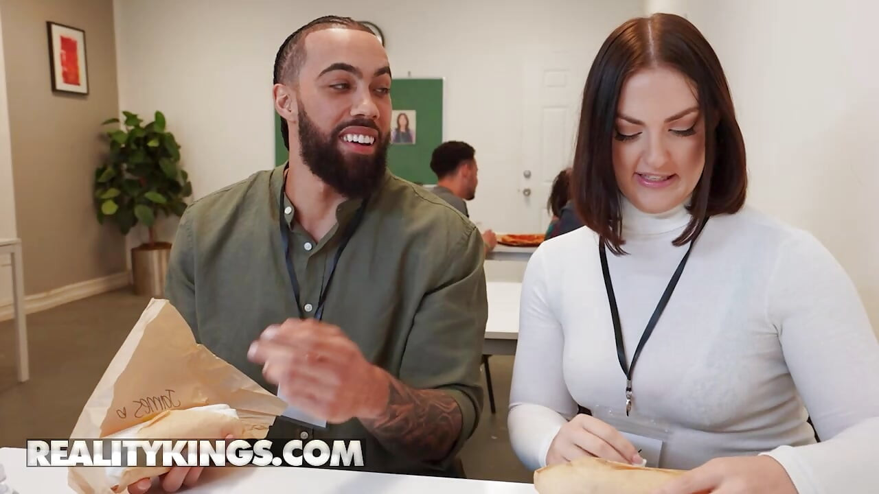 REALITY KINGS - Lucy Lotus’s Lunch Break Gets Hot When She Sucks Off Her Coworker And Takes A Creampie At Work