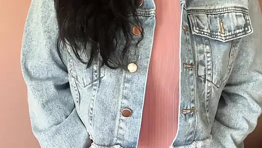 Asumsikan feminitas Anda