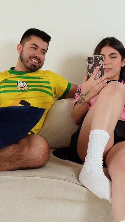 ¡OMG! Pensé Que Era Mi Esposa Pero Me Follé A Su Hermanastra Por Error - Creampie | Clip 2