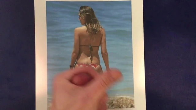Tribute For Jessica Alba