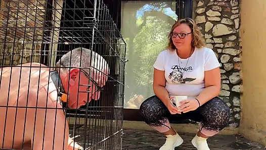 Kafeste - ayaklarının altında bir hayatın günlükleri