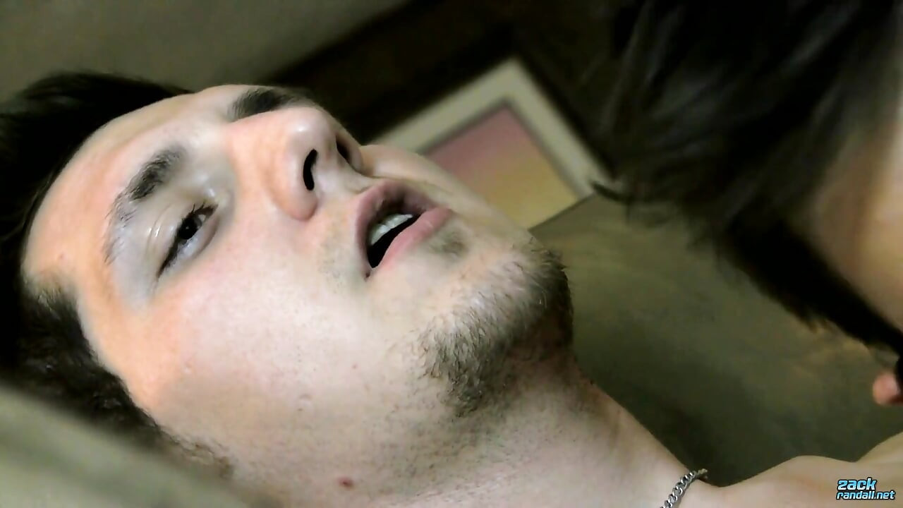 Wyatt mendapat layanan layanan!