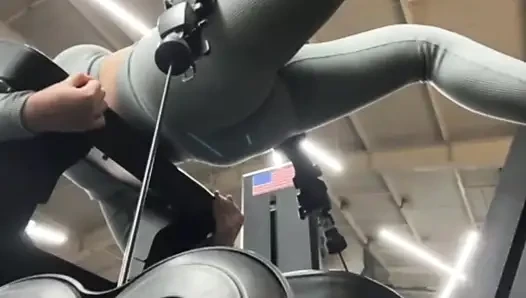 Extreme fucking anal in the gym with jucielussie