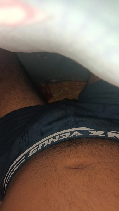 Muth maarte huye bhabhi aa gyi