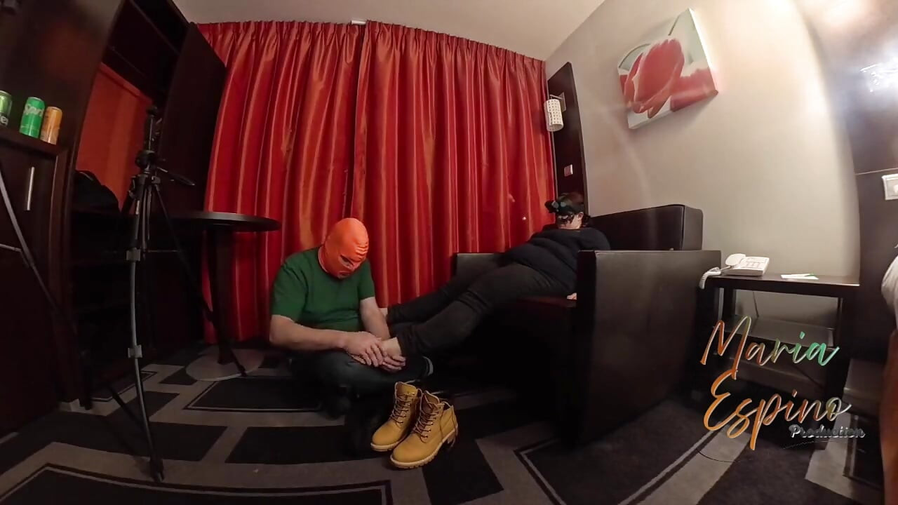 My Submissive Loves My Feet