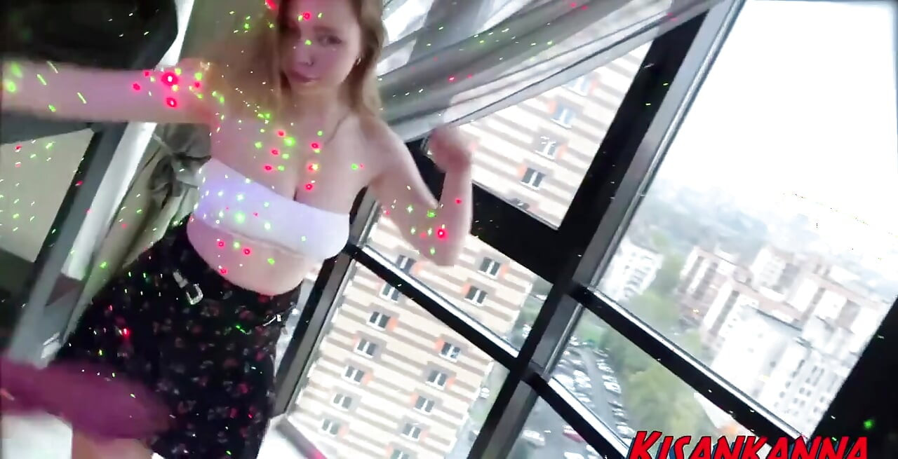 Seperti janjiku akan menari Striptis