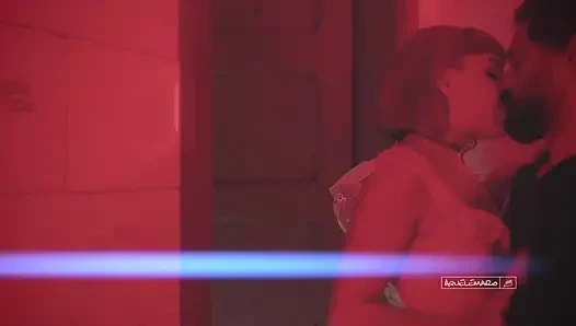 Candy Kush Mengganggu Suami Dan Menyeret Saya Ke Kamar Mandi Selama Pesta Untuk Quickie