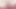 MILFが毛深く濡れた秘部のクローズアップを見せている。