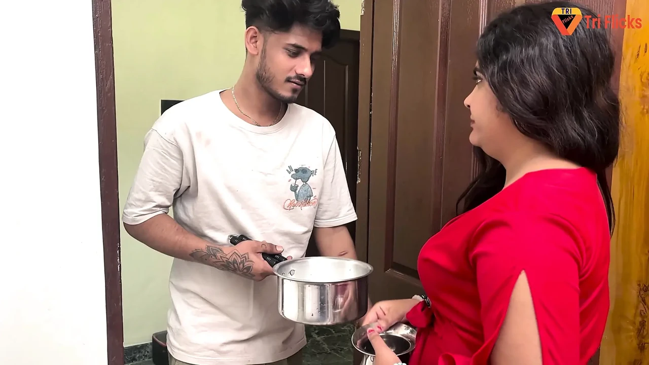 Pados Wali Bhabhi Kai Doodh ka Chakkar