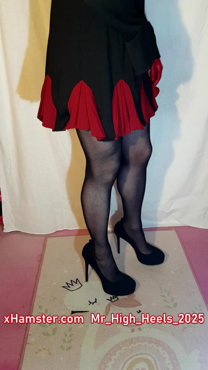 Black shoes and black nylons.