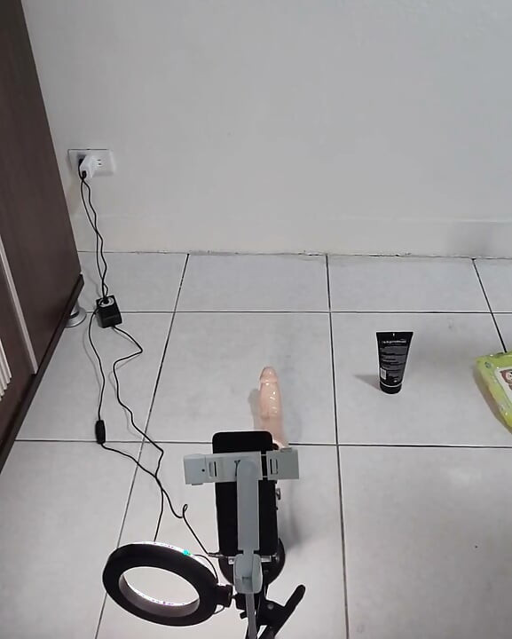 台灣偽娘炮機肛交無手射精