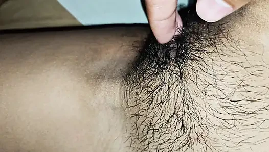 Desi girlfriend ko hotel le jake bhot choda last me uspe sperm nikala village girl desi sex