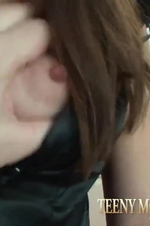 Perverted games with teeny Cleopatra 18y.