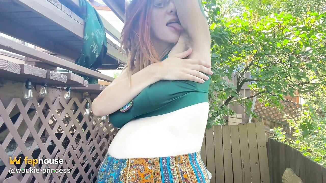 Tôn thờ mang thai và khám phá cơ thể