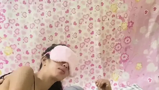 Wajah Titus begitu penuh dengan air mata!
