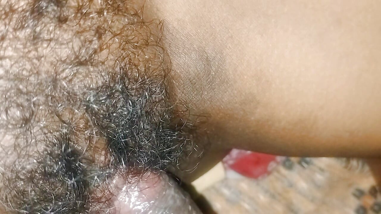 Desi Bhabhi ki BAL wala chut