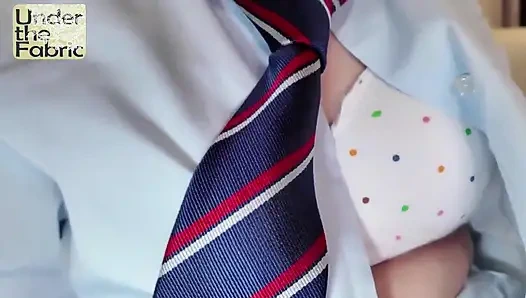 Unzensierte Eleganz, reine Typ-Schönheit nimmt jedes verlangen auf, POV-Blowjob im Outfit spiel, enger Kontakt endet mit faceshot