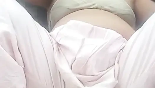 Vallige bhabi jari passy makan passy finger dasy bige Vallige bhabi