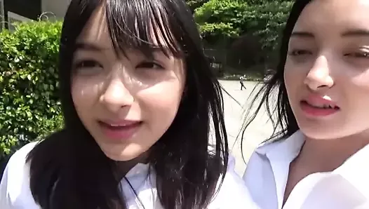 Erika и Marina симпатичные большие сиськи, Япония