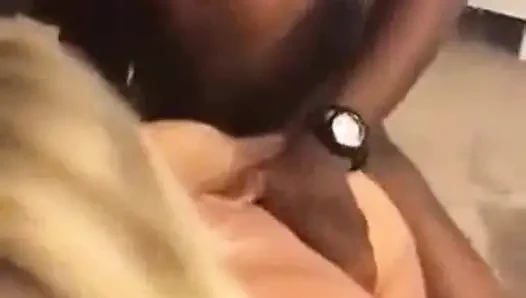 Aldatılan orta yaşlı seksi kadın - aldatan evli kadın