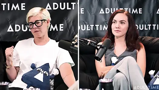 Freya Parker orta yaşlı seksi kadının alnında dövmeli istiyor! Bunu tercih eder misiniz, yetişkin zamanı podcast'i