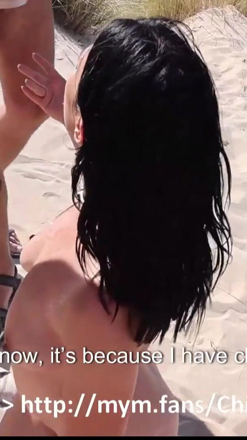 Fans Bukkake plage | Clip 1