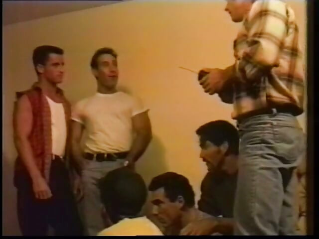 Cute guy gives rimming to this horny dude