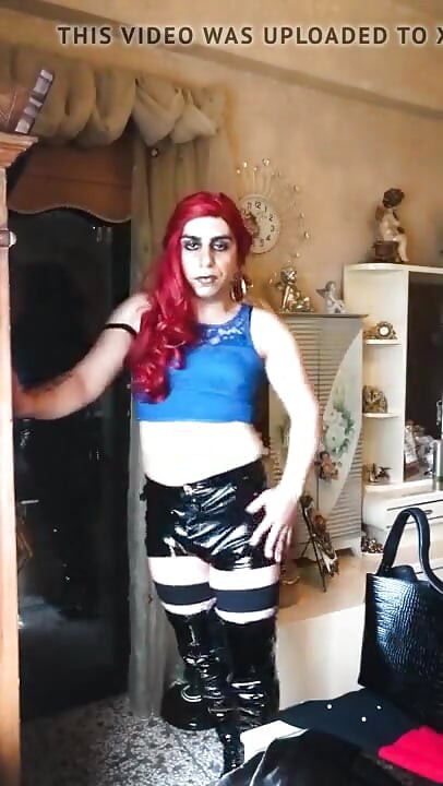 Fetishemmanuella วิดีโอ 11 - แปลกในรองเท้าบูทสูงต้นขา - ตอน 2