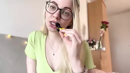 Asmr roleplay dominan finansial