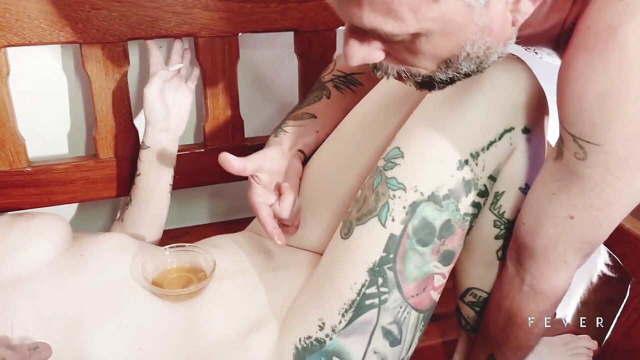 สํารวจความรู้สึก #3: The Taste - สามคนสุดแรงที่รสชาตินําไปสู่ความเงี่ยนและจบลงด้วยน้ําแตกในปาก