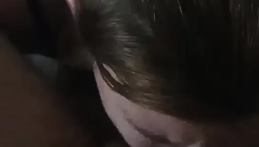 业余深喉射液汇编射精在嘴里吞下熟女