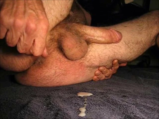 Amateur Jack and Cum with SloMo 008