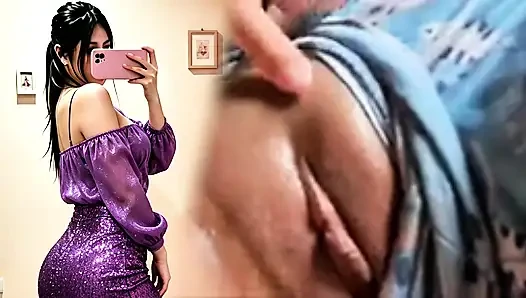 Aktris Porno Menunjukkan Vaginanya