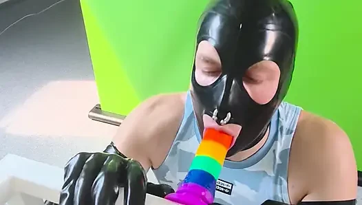 Hızlı gırtlağına kadar alma
