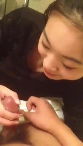 girlfriend playing 4 inch dick