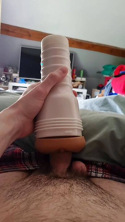 私はフレッシュライトで自慰をしています