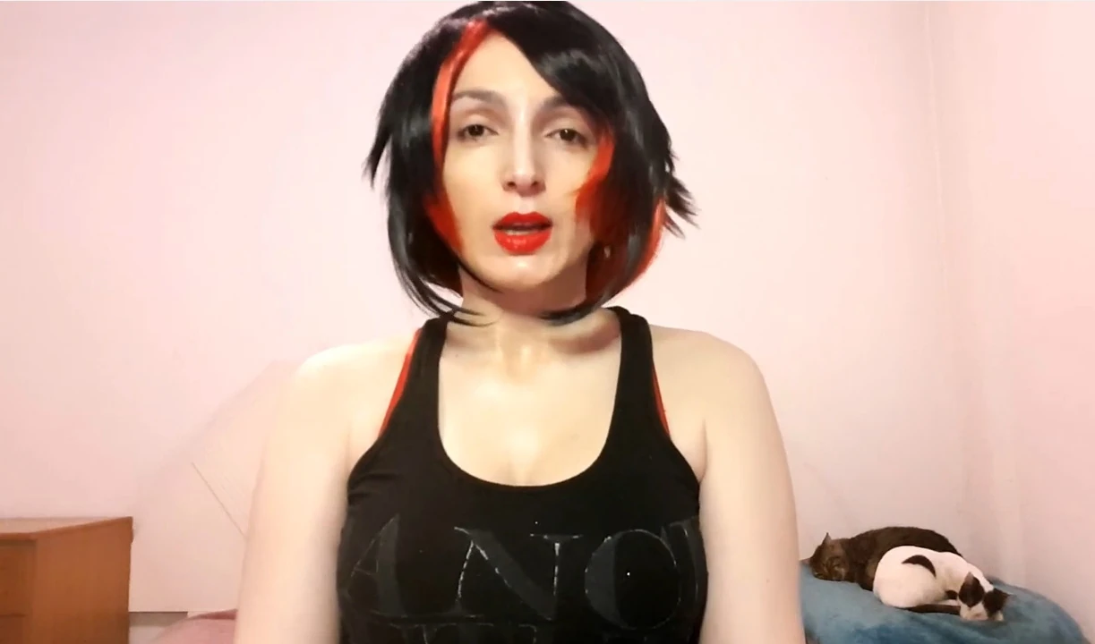Femdom: kamu tidak pantas berhubungan seks!