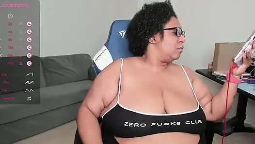 Josie4Yourpleasure поток