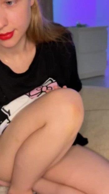 A legnehezebb baszás egy szűz lánnyal | 1. klip