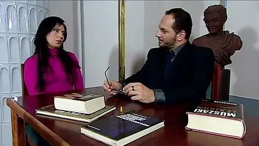 Festival persetubuhan liar pelacur internat