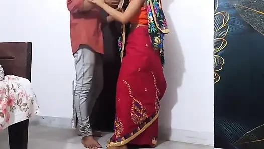 Kakak ipar india ini datang ke rumah tetangganya untuk dientot habis-habisan