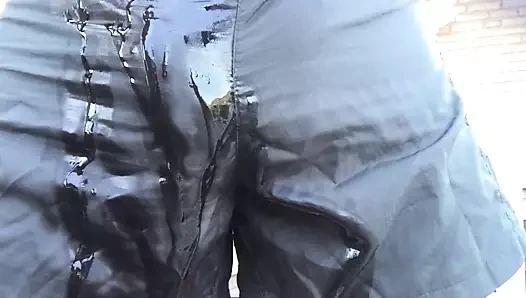 Pee