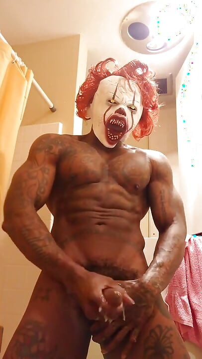 New Porn: BBC Worship Hallelujah Johnson (The Tears Of A Clown) Tall Dark Chocolate Muscles Tattoos Hairy BBC Hallelujah Johnson