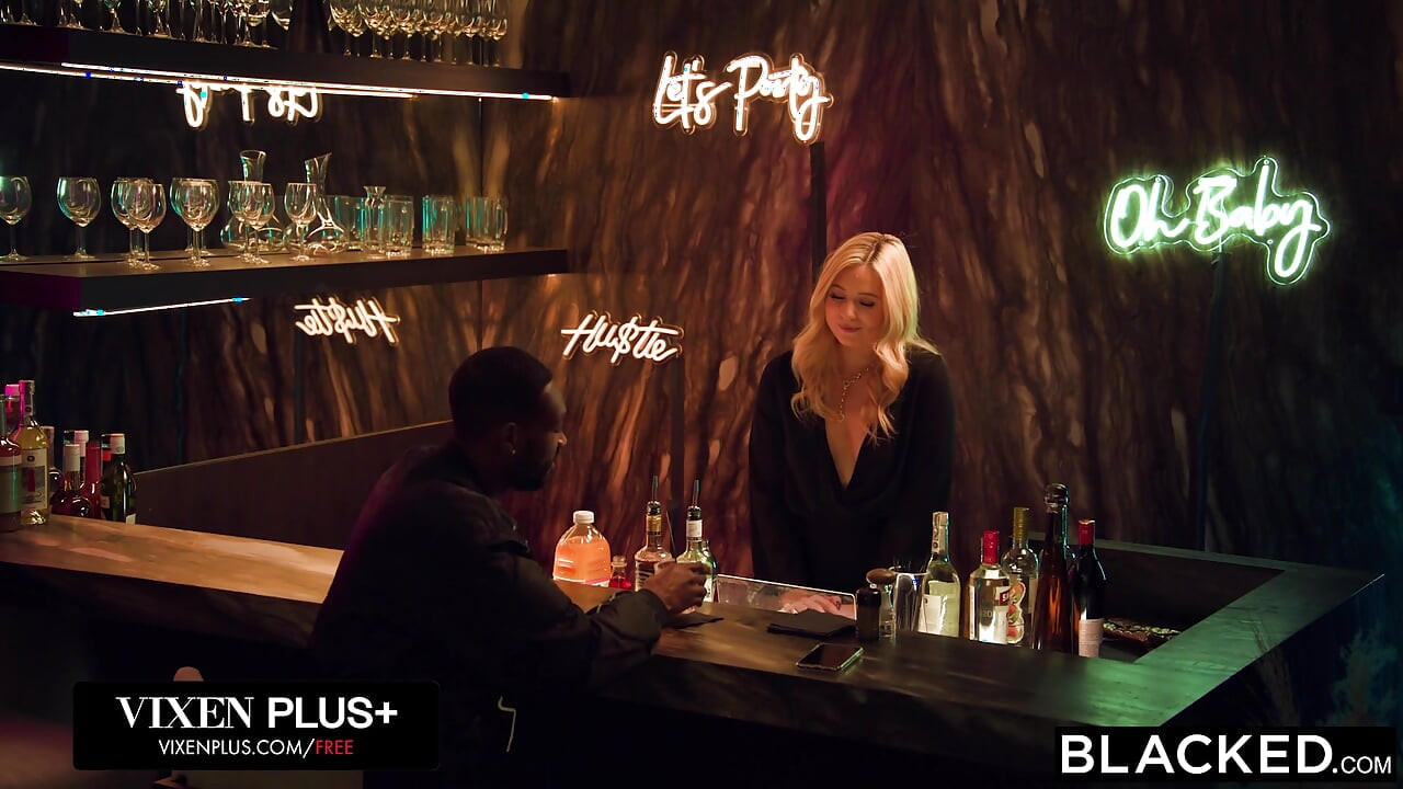 BLACKED 華麗金髮調酒師River Lynn讓她的BBC夢想成真